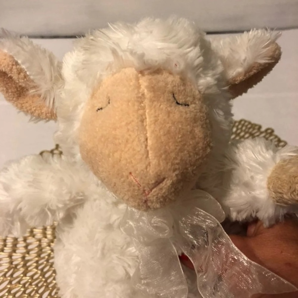 Mary Meyer Wind up Music Lamb - Picture 4 of 5